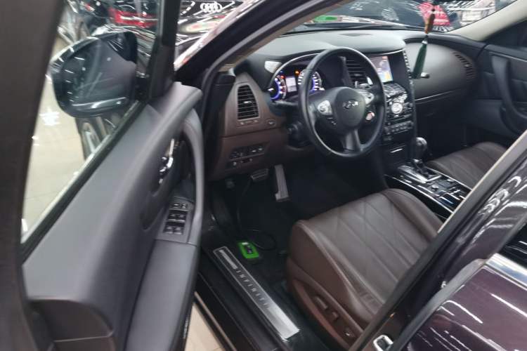 Used Infiniti QX70 2013 3.7L Standard Edition Driver Seat