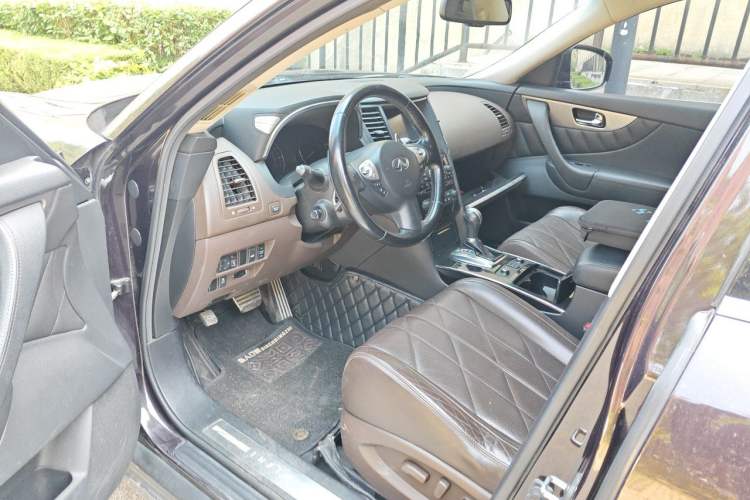 Used Infiniti QX70 2013 3.7L Standard Edition Driver Seat