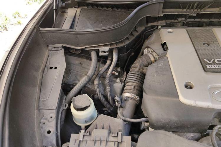 Used Infiniti QX70 2013 3.7L Standard Edition Engine Bay Right