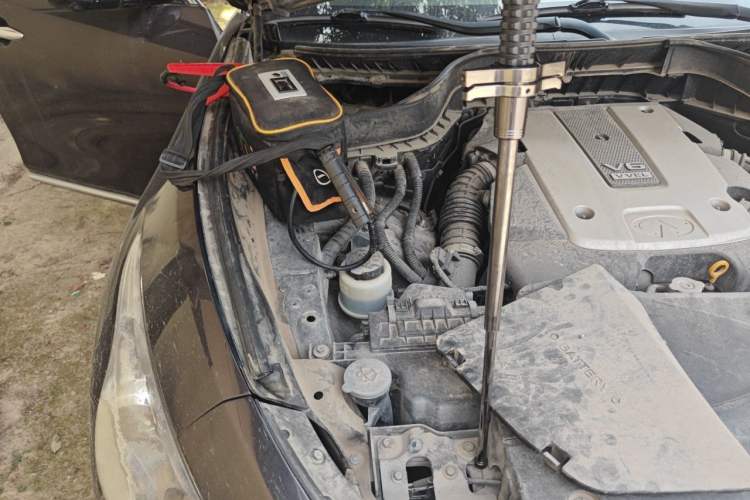 Used Infiniti QX70 2013 3.7L Standard Edition Engine Bay Right