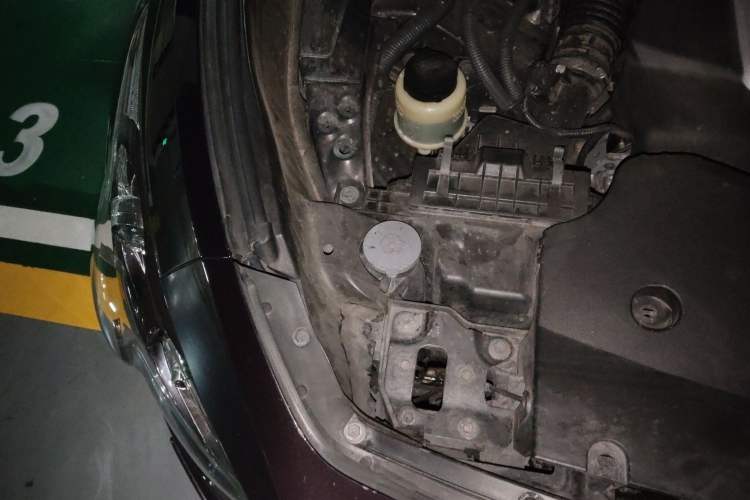 Used Infiniti QX70 2013 3.7L Standard Edition Engine Bay Right