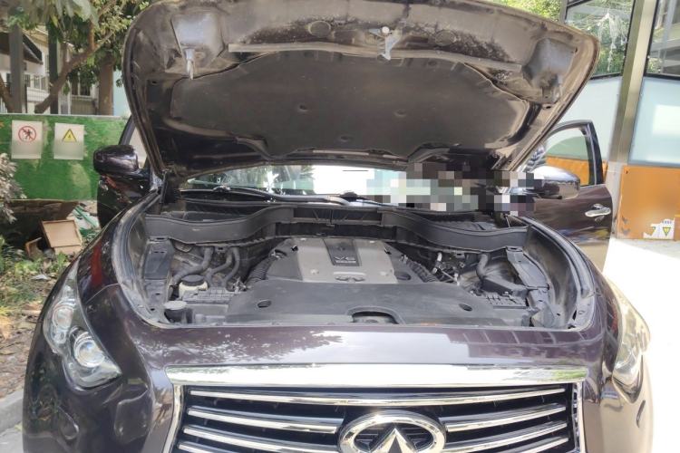 Used Infiniti QX70 2013 3.7L Supreme Edition Engine Bay