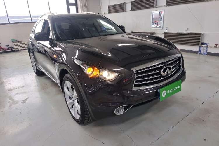 Used Infiniti QX70 2013 3.7L Standard Edition Exterior 2