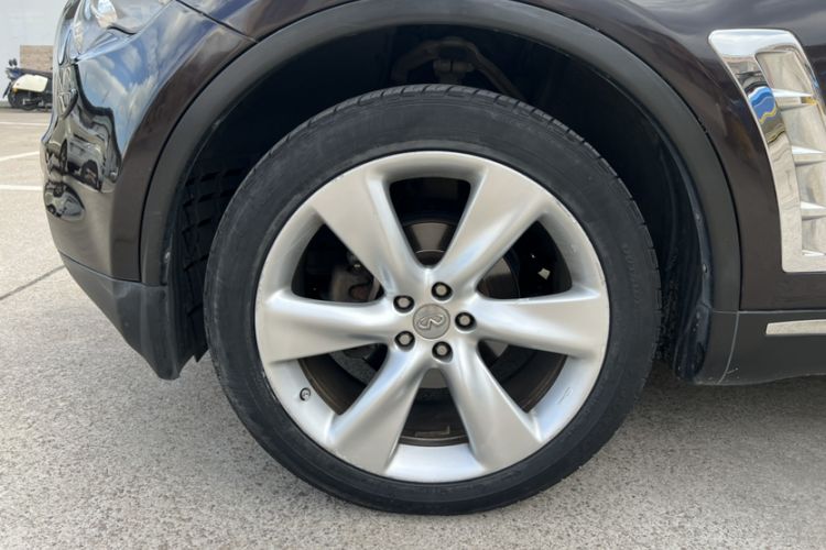 Used Infiniti QX70 2013 3.7L Standard Edition Exterior 4