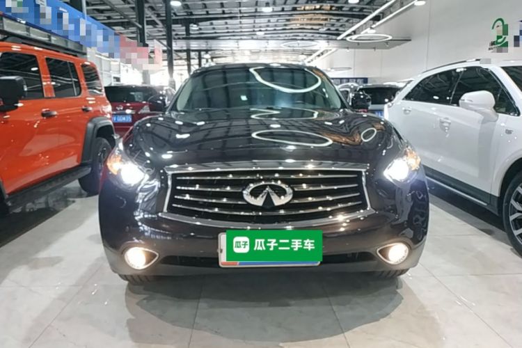 Used Infiniti QX70 2013 3.7L Supreme Edition Front