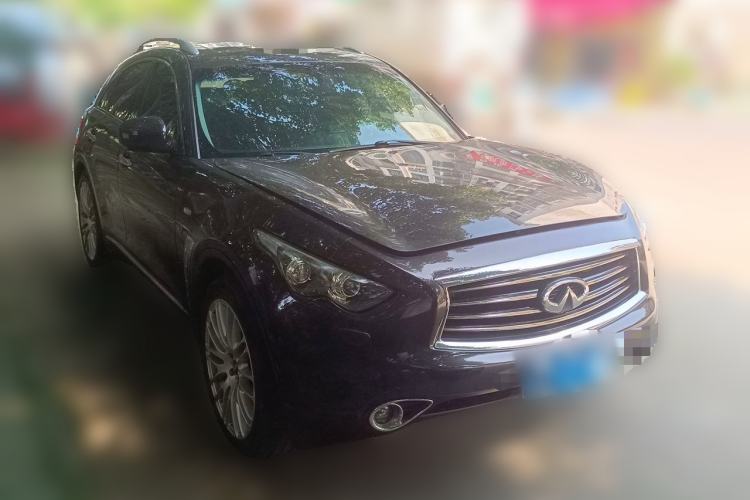 Used Infiniti QX70 2013 3.7L Standard Edition Front Right 45 Deg