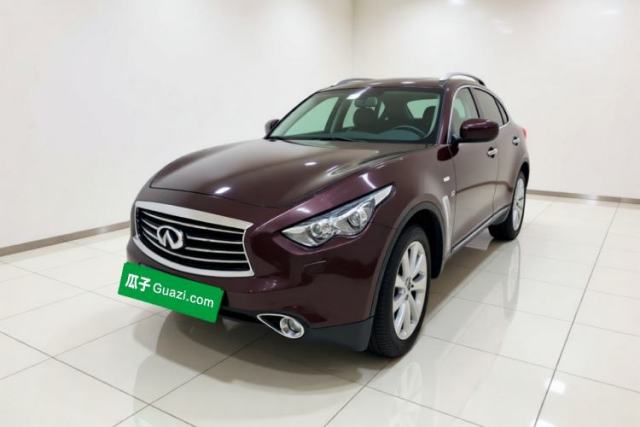 Ojetý Infiniti QX70 2013 3.7L Standard Edition