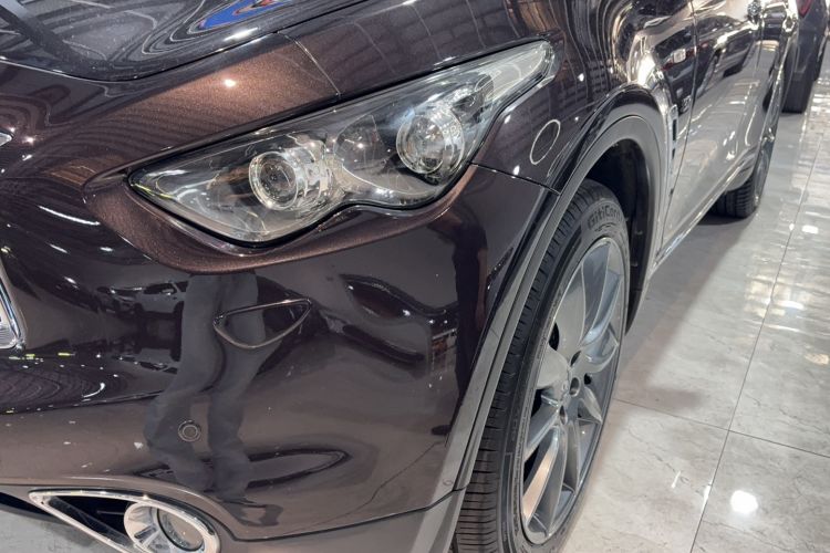 Used Infiniti QX70 2013 3.7L Supreme Edition Left Front Headlight