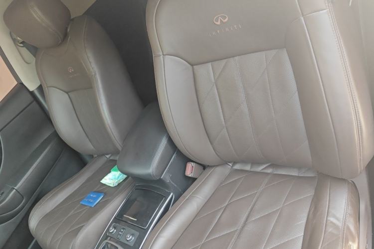 Used Infiniti QX70 2013 3.7L Standard Edition Left Front Seat