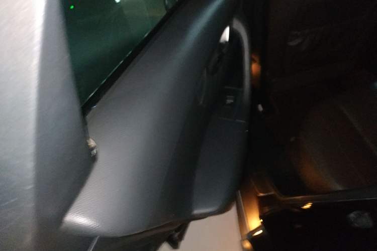Used Infiniti QX70 2013 3.7L Standard Edition Left Rear Door Interior
