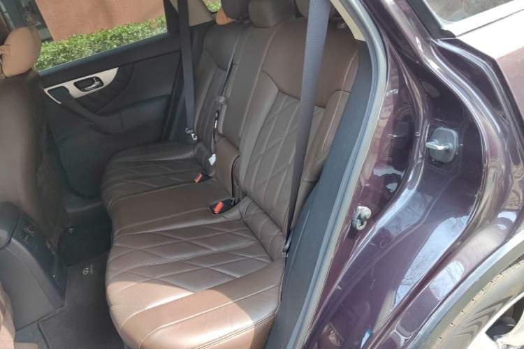 Used Infiniti QX70 2013 3.7L Supreme Edition Left Rear Seat