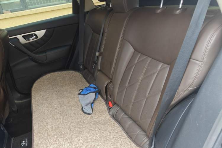 Used Infiniti QX70 2013 3.7L Supreme Edition Left Rear Seat