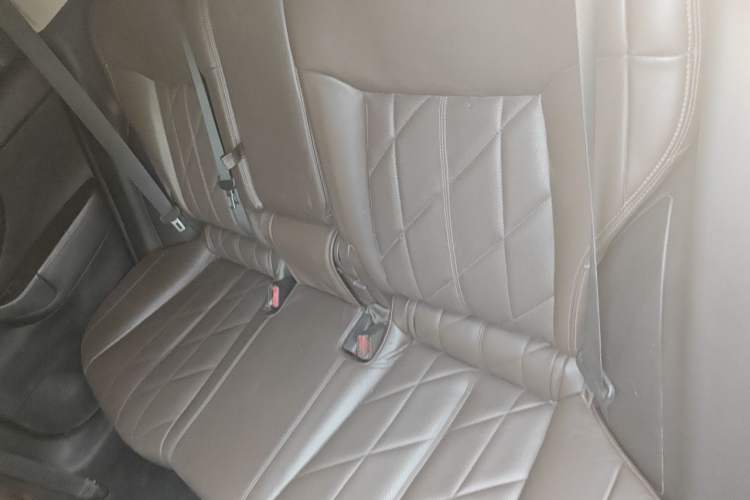 Used Infiniti QX70 2013 3.7L Standard Edition Left Rear Seat