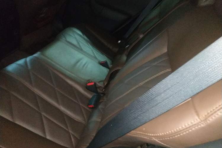 Used Infiniti QX70 2013 3.7L Standard Edition Left Rear Seat