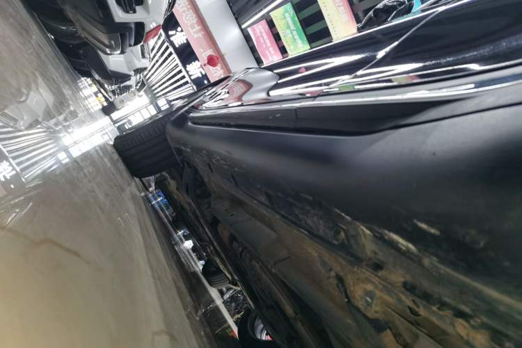 Used Infiniti QX70 2013 3.7L Standard Edition Left Side Sill