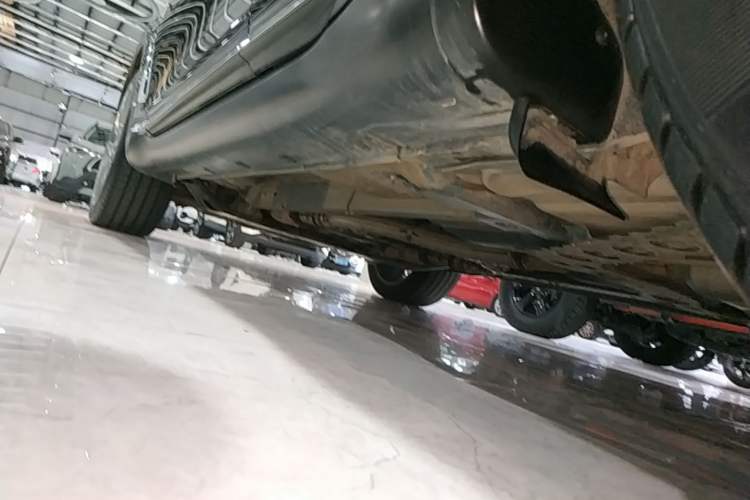 Used Infiniti QX70 2013 3.7L Supreme Edition Left Side Sill