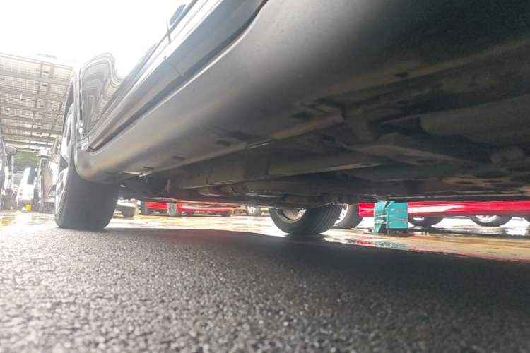 Used Infiniti QX70 2013 3.7L Supreme Edition Left Side Sill