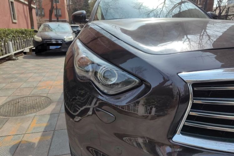 Used Infiniti QX70 2013 3.7L Supreme Edition Right Front Headlight