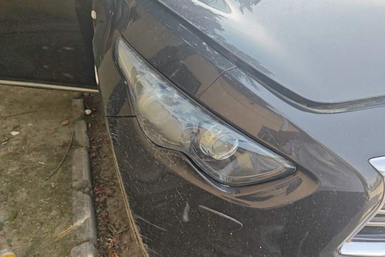 Used Infiniti QX70 2013 3.7L Standard Edition Right Front Headlight