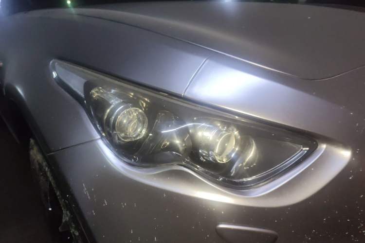 Used Infiniti QX70 2013 3.7L Standard Edition Right Front Headlight