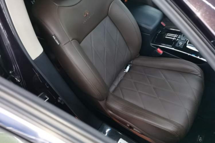 Used Infiniti QX70 2013 3.7L Standard Edition Right Front Seat