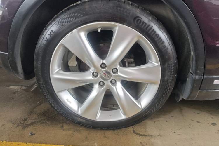 Used Infiniti QX70 2013 3.7L Supreme Edition Right Rear Wheel Hub