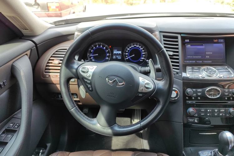 Used Infiniti QX70 2013 3.7L Supreme Edition Steering Wheel