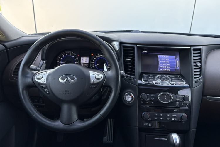Used Infiniti QX70 2013 3.7L Supreme Edition Steering Wheel