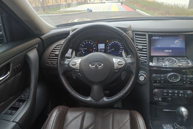 Used Infiniti QX70 2013 3.7L Supreme Edition Steering Wheel