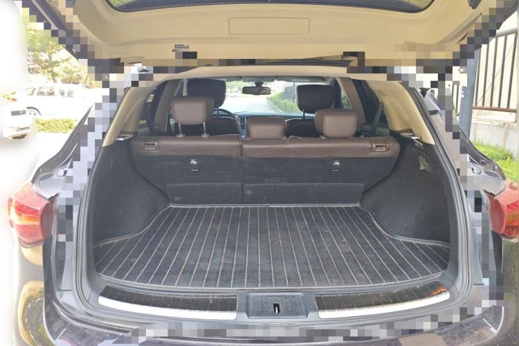 Used Infiniti QX70 2013 3.7L Standard Edition Trunk