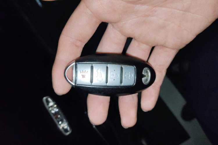 Used Infiniti QX70 2013 3.7L Standard Edition Vehicle Key