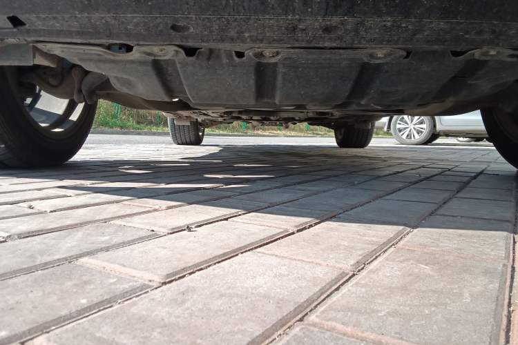 Used Infiniti QX70 2013 3.7L Standard Edition Chassis Front