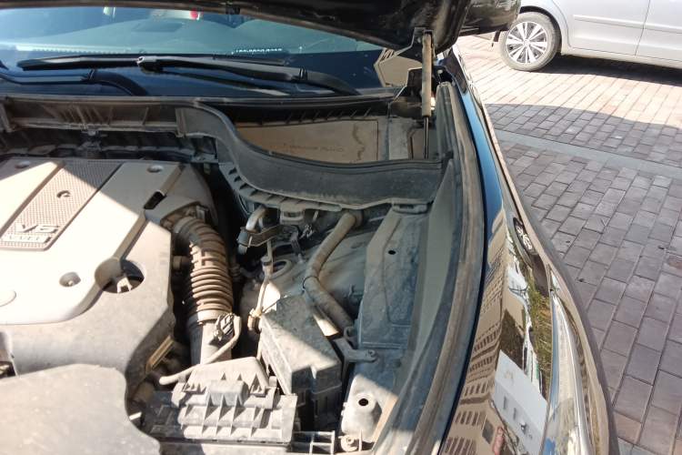 Used Infiniti QX70 2013 3.7L Standard Edition Engine Bay Left
