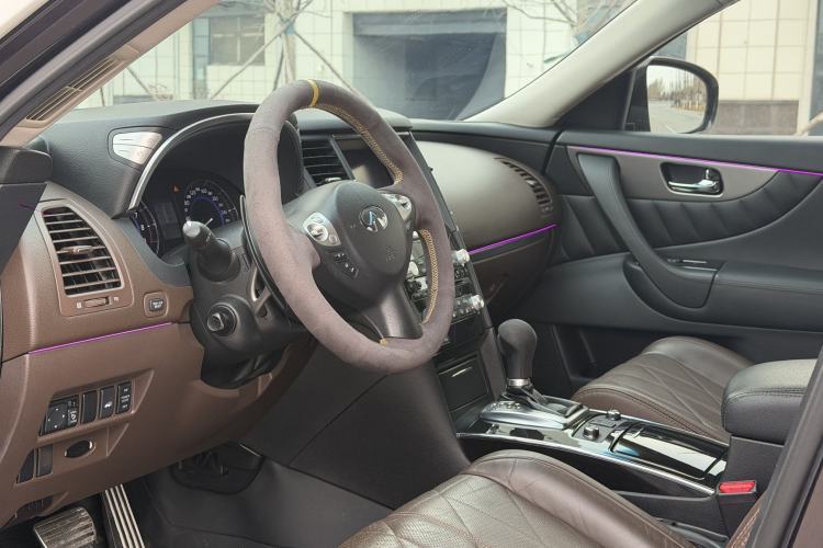 Used Infiniti QX70 2013 3.7L Standard Edition Exterior 7