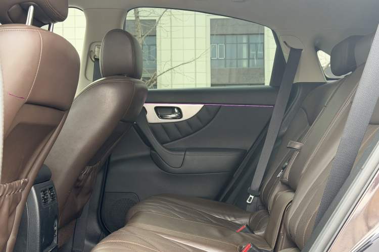 Used Infiniti QX70 2013 3.7L Standard Edition Exterior 8