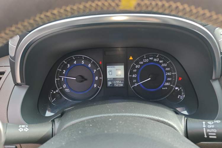 Used Infiniti QX70 2013 3.7L Standard Edition Instrument Cluster