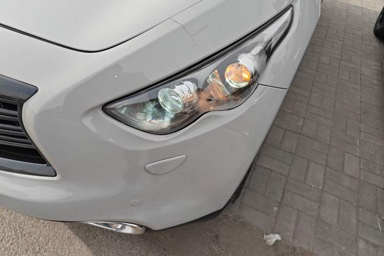 Used Infiniti QX70 2013 3.7L Standard Edition Left Front Headlight