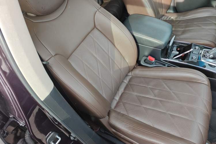 Used Infiniti QX70 2013 3.7L Standard Edition Right Front Seat