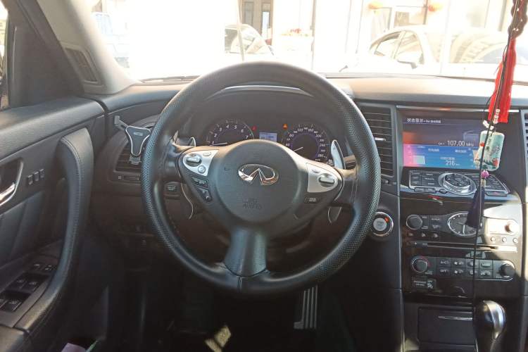 Used Infiniti QX70 2013 3.7L Standard Edition Steering Wheel