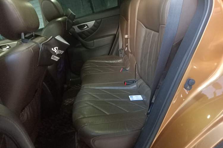 Used Infiniti QX70 2013 3.7L Standard Edition Left Rear Seat