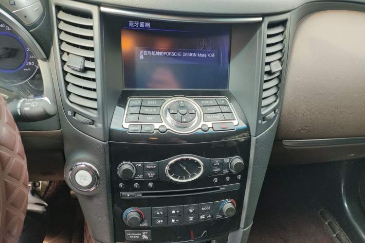 Used Infiniti QX70 2013 3.7L Standard Edition Audio And AC Panel