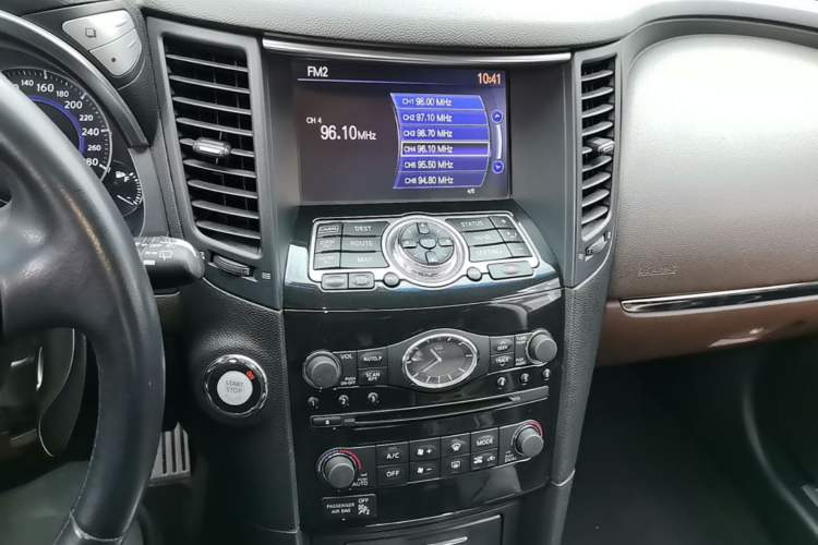 Used Infiniti QX70 2013 3.7L Standard Edition Audio And AC Panel
