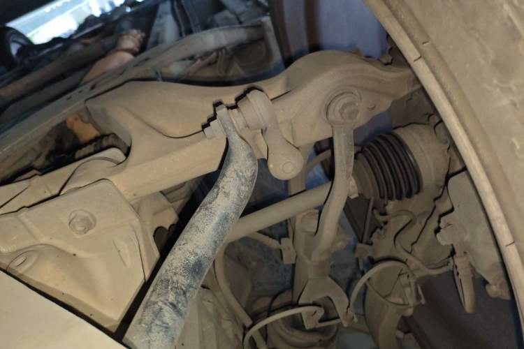 Used Infiniti QX70 2013 3.7L Standard Edition Chassis Front Right
