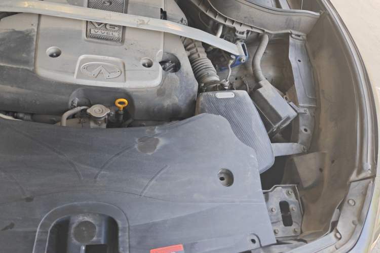 Used Infiniti QX70 2013 3.7L Standard Edition Engine Bay Left
