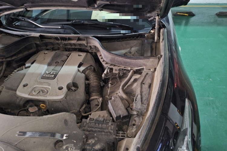Used Infiniti QX70 2013 3.7L Supreme Edition Engine Bay Left
