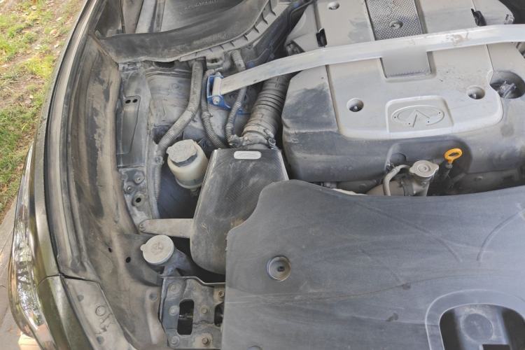 Used Infiniti QX70 2013 3.7L Standard Edition Engine Bay Right