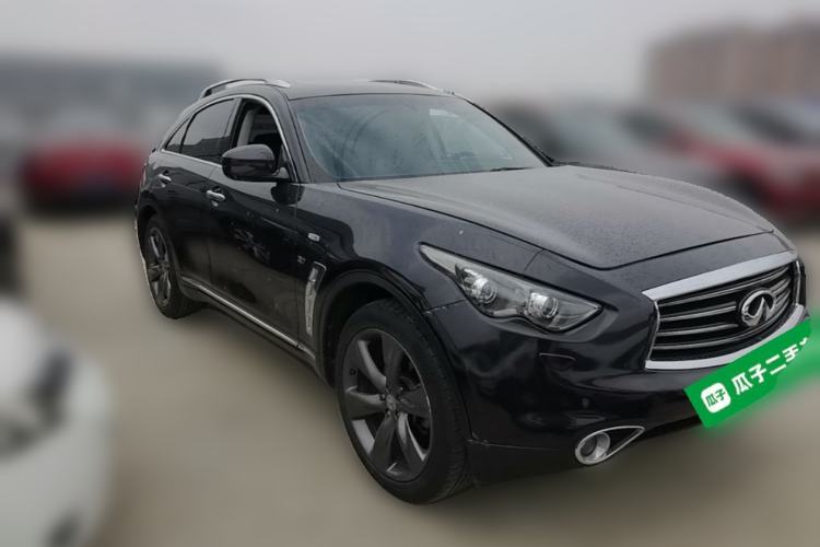 Used Infiniti QX70 2013 3.7L Standard Edition Front Right 45 Deg