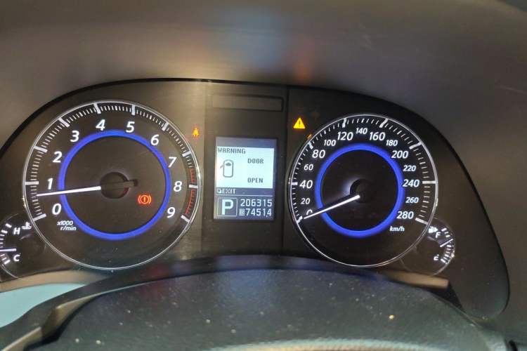 Used Infiniti QX70 2013 3.7L Standard Edition Instrument Cluster