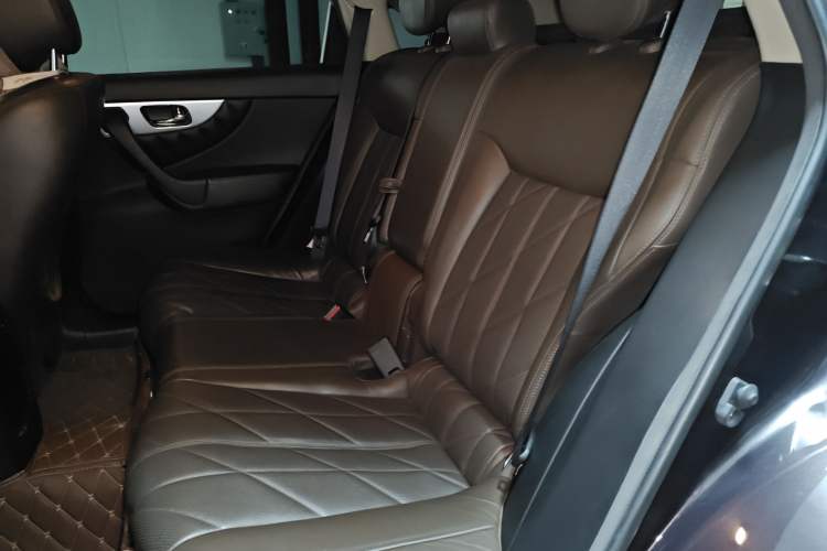 Used Infiniti QX70 2013 3.7L Supreme Edition Left Rear Seat