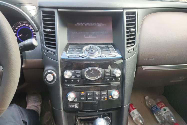 Used Infiniti QX70 2013 3.7L Standard Edition Audio And AC Panel